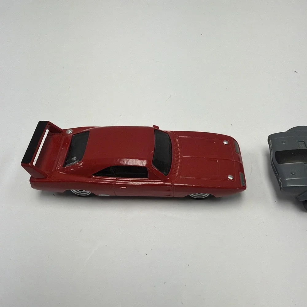 Fast & Furious‎ Ice Charger And 69 Dodge Charger Daytona Ff005 And Ff010